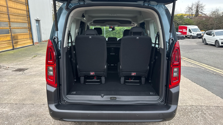 Citroen Berlingo 100kW Plus XL 52kWh 5dr Auto [7 Seat] Electric Estate